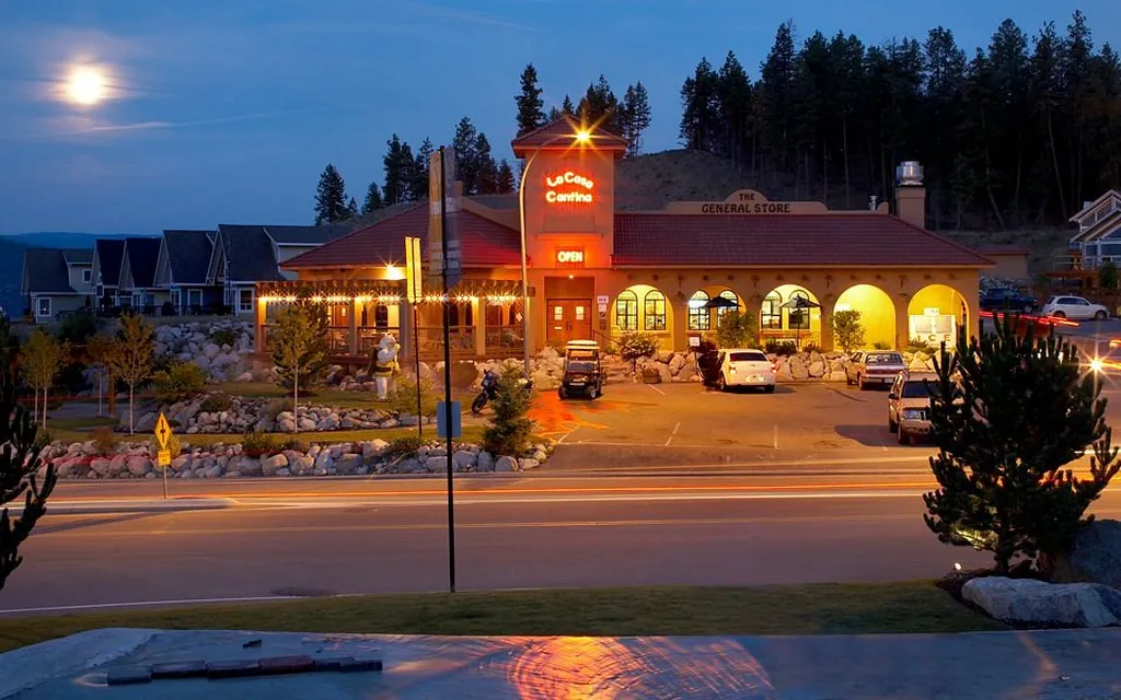 La Casa Cantina dining and market
